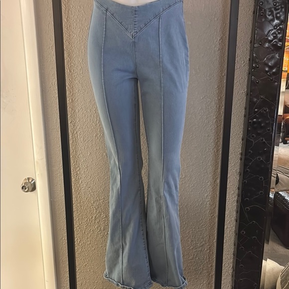 Chic Blue Flare Pants with High-Waist Design - Picture 1 of 11